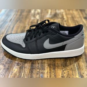 Air Jordan 1 Low G